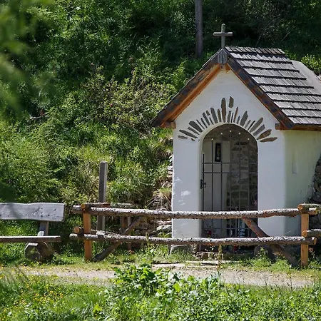 Blos Hutte 1.800m *