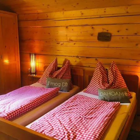 Blos Hutte 1.800m 호프프갈튼인데프리겐
