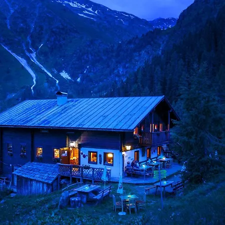 Blos Hutte 1.800m Landhuis